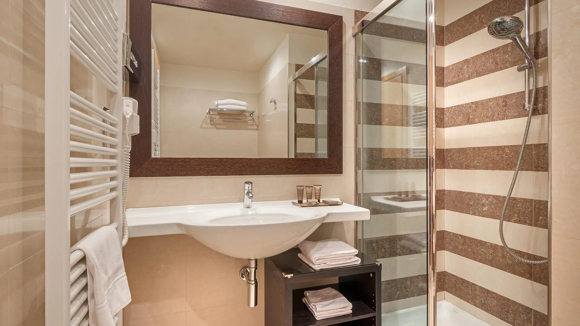 Hotel Nazionale Desenzano del Garda