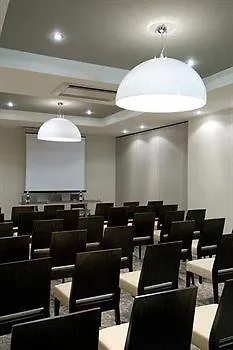 Hotel Nazionale Desenzano del Garda 3*,  İtalya