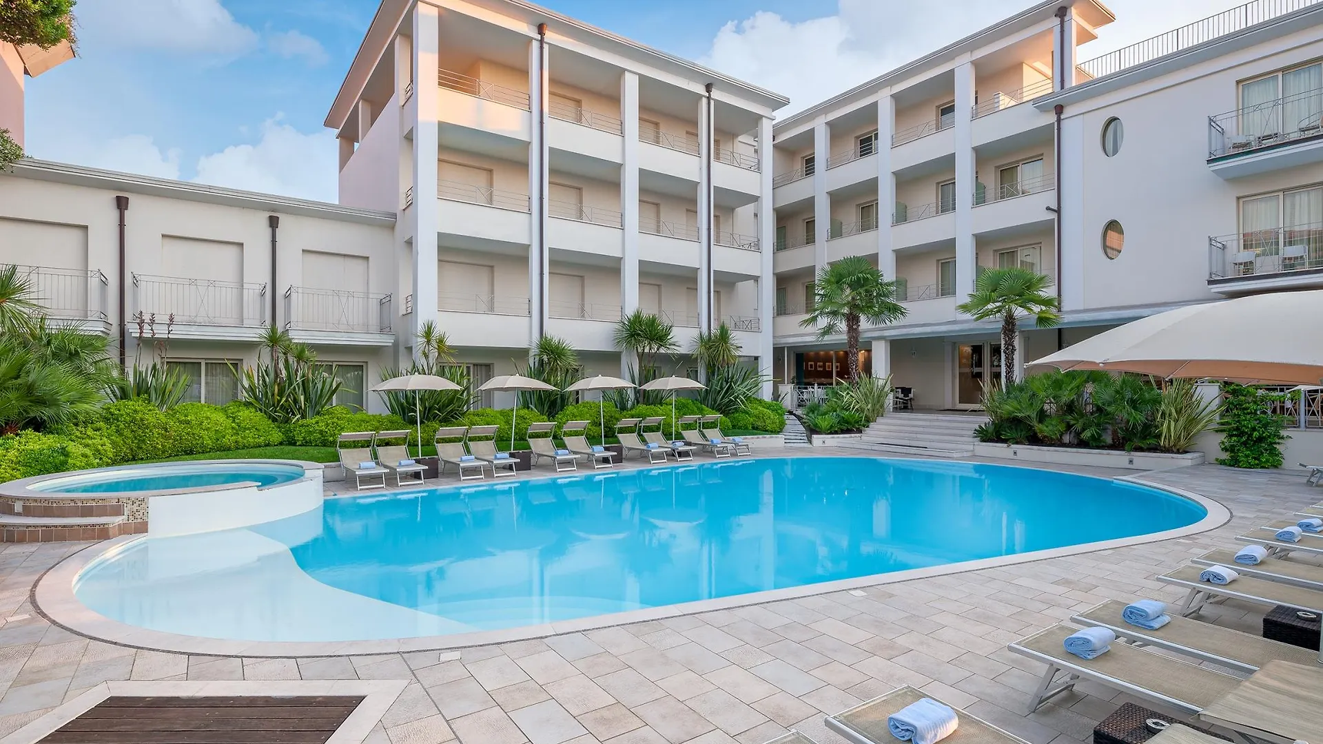 Hotel Nazionale Desenzano del Garda