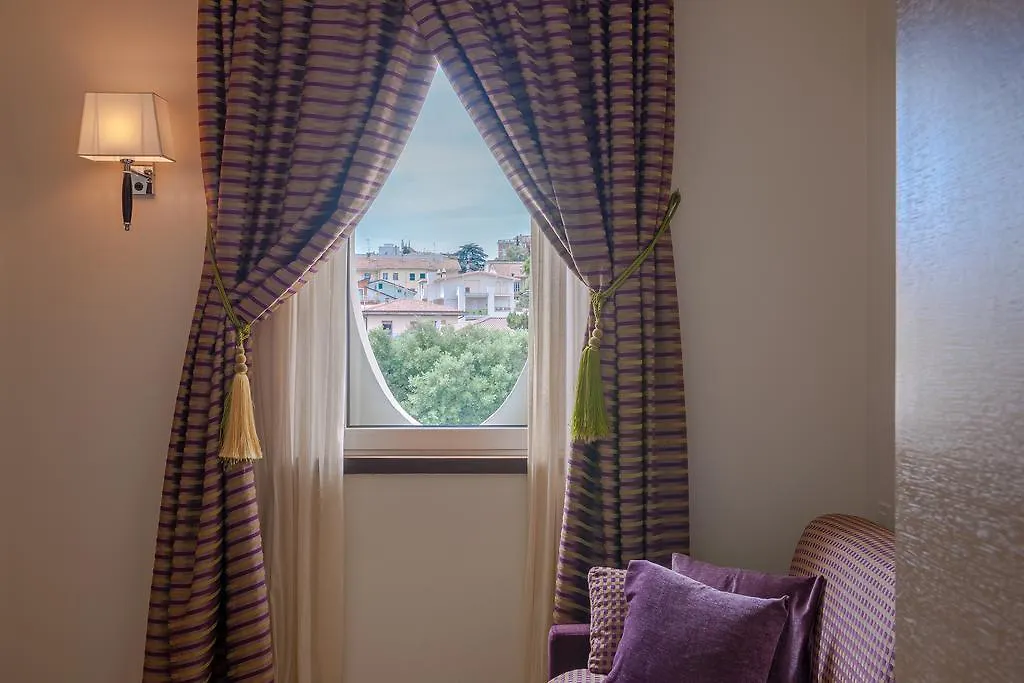Hotel Nazionale Desenzano del Garda