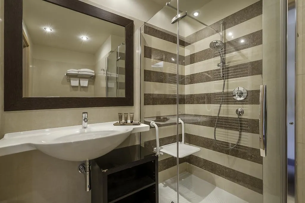 Hotel Nazionale Desenzano del Garda Italy